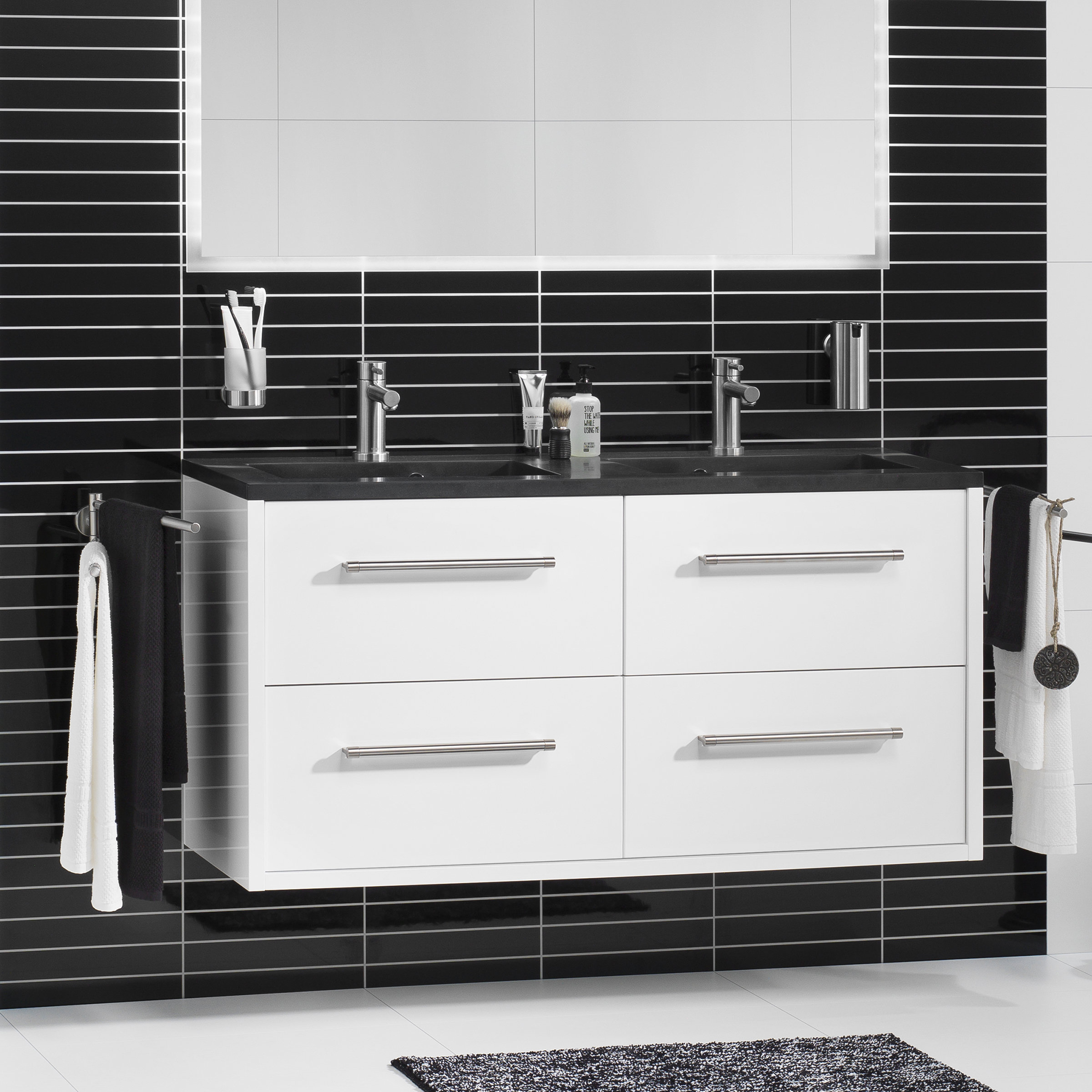 mi_Tiger_Boston_wit_zwart uitsnede.jpg